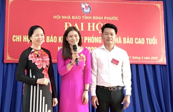 Ban Thư ký Chi hội Nhà báo Khối Văn phòng và Nhà báo cao tuổi tỉnh nhiệm kỳ 2020-2022 ra mắt tại Đại hội