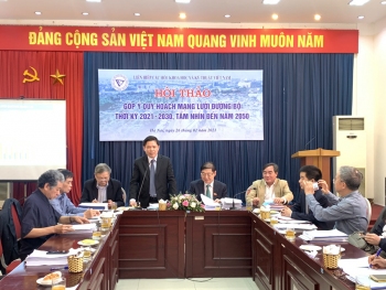 Đồng chí Nguyễn Văn Thể, Bộ trưởng Bộ Giao thông Vận tải phát biểu tại Hội thảo