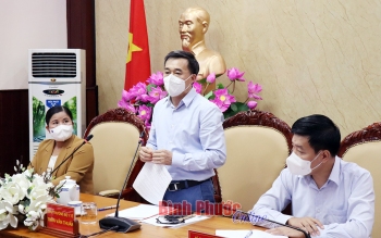 Thứ trưởng Bộ Y tế Trần Văn Thuấn đề nghị Bình Phước phải làm tốt việc điều phối xét nghiệm và điều trị cho bệnh nhân nhiễm Covid-19
