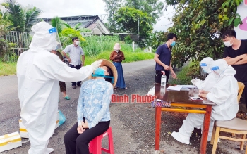 Thị trấn Tân Phú lấy mẫu diện rộng để tách F0 ra khỏi cộng đồng