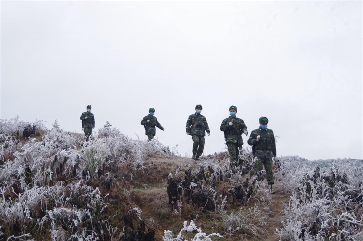 Bộ đội Biên phòng tuần tra, giữ yên đường biên giới - Ảnh:Báo Biên phòng