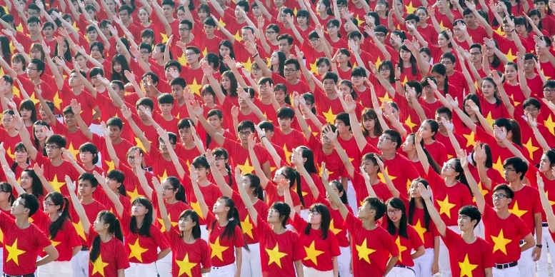 Một Việt Nam thống nhất lòng người, kiên trì vượt khó, đổi mới tư duy để không ngừng vươn mình mạnh mẽ trên con đường phát triển.